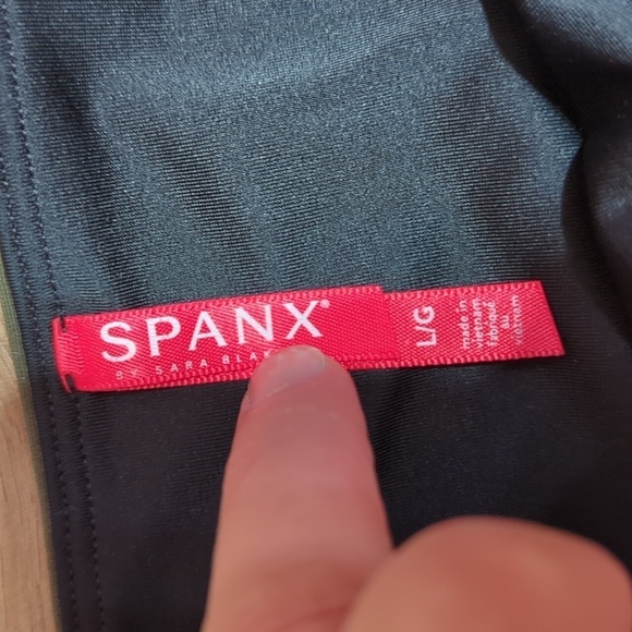 Spanx high rise shine camo dark olive leggings sz L - Picture 3 of 6